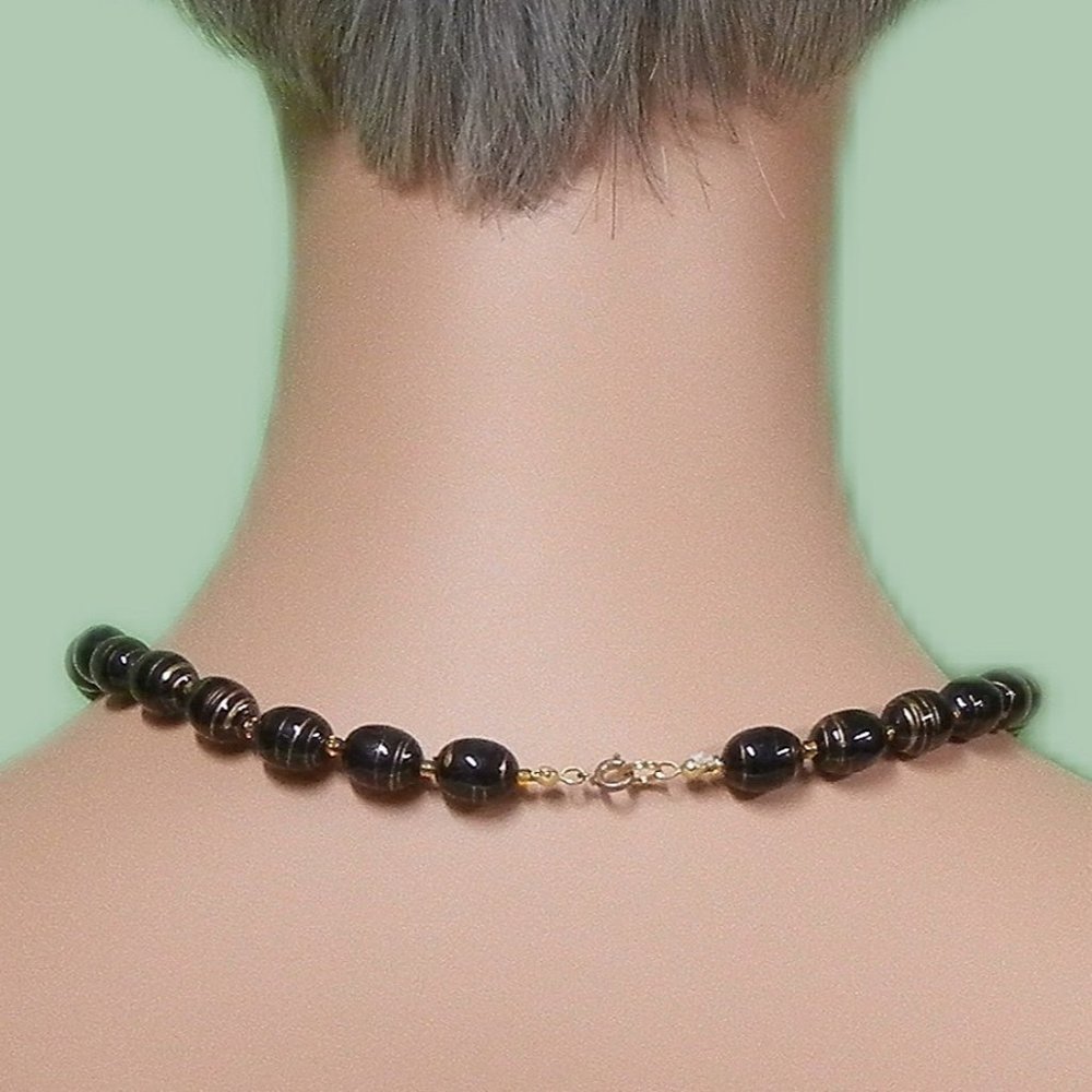 Vintage Black Bead Fashion Necklace/Choker w/ Gold Colored Swirls & Clasp - Picture 2 of 4